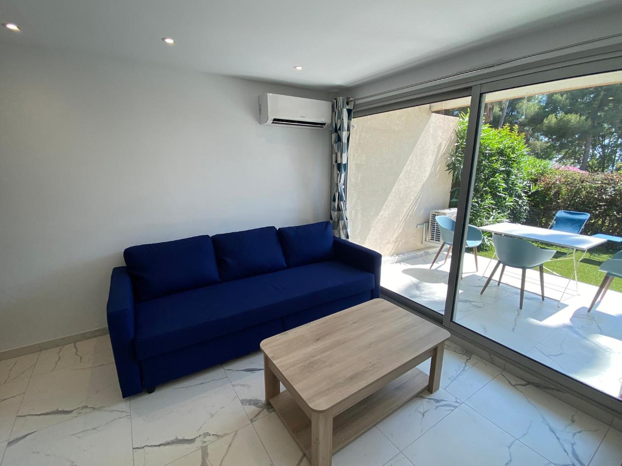 Appartement Face Mer Et Port Santa Lucia Climatise Et Wifi Сен-Рафаель Екстер'єр фото