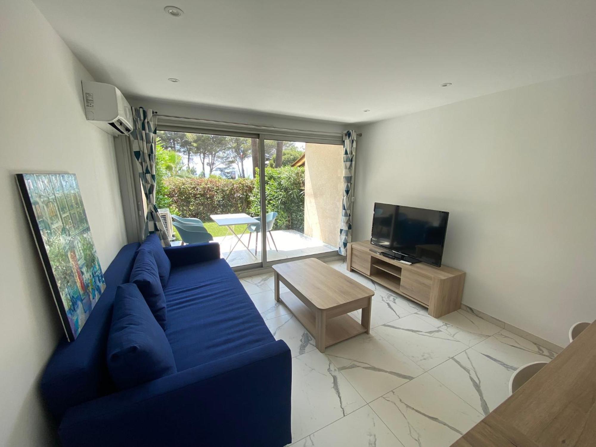 Appartement Face Mer Et Port Santa Lucia Climatise Et Wifi Сен-Рафаель Екстер'єр фото